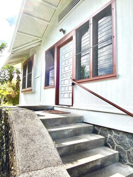 Your Hilo Homebase - Lovely 3 Bedroom In Heart Of Hilo With Ac! Bagian luar foto