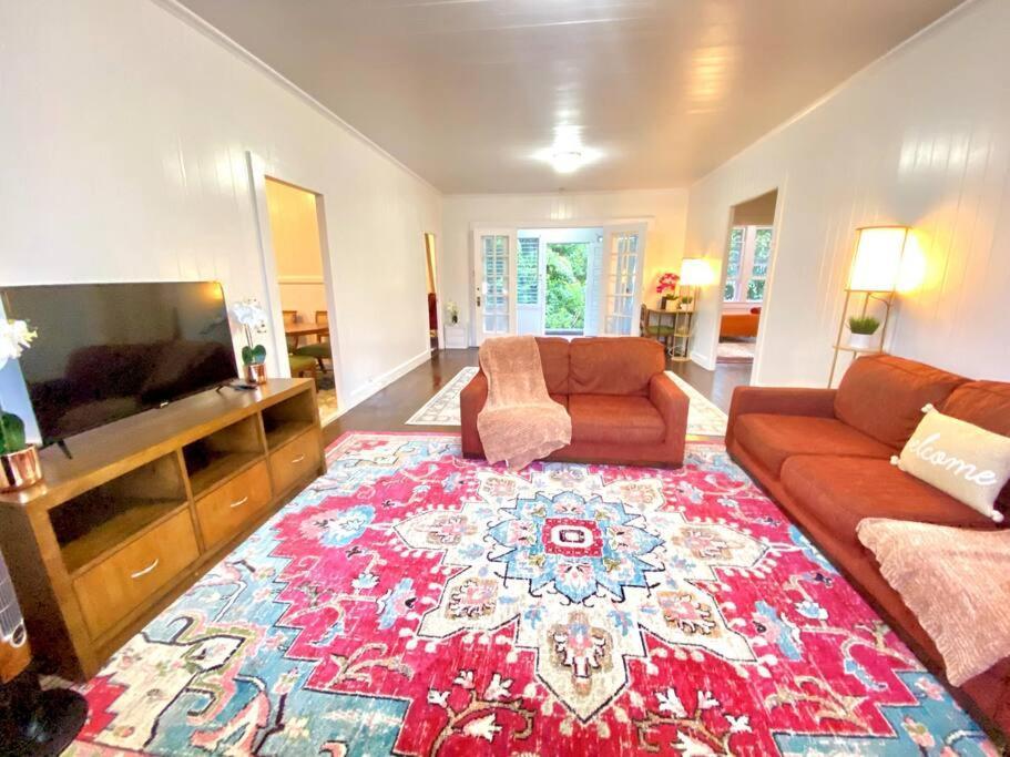 Your Hilo Homebase - Lovely 3 Bedroom In Heart Of Hilo With Ac! Bagian luar foto