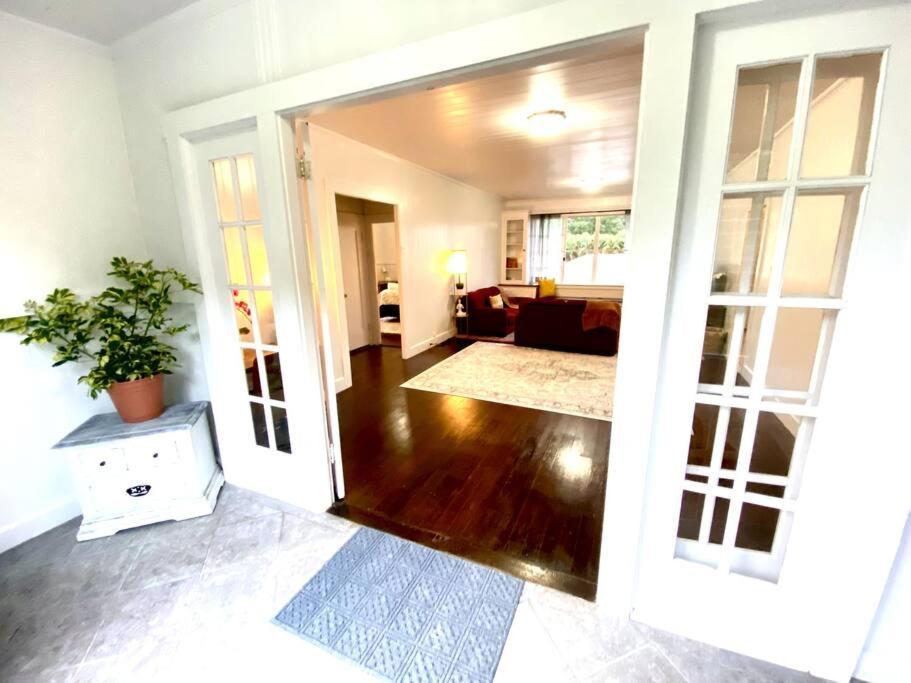 Your Hilo Homebase - Lovely 3 Bedroom In Heart Of Hilo With Ac! Bagian luar foto