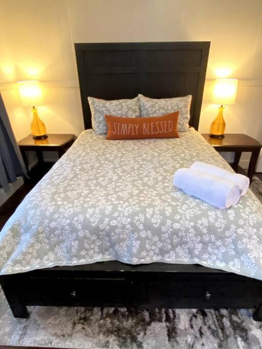 Your Hilo Homebase - Lovely 3 Bedroom In Heart Of Hilo With Ac! Bagian luar foto