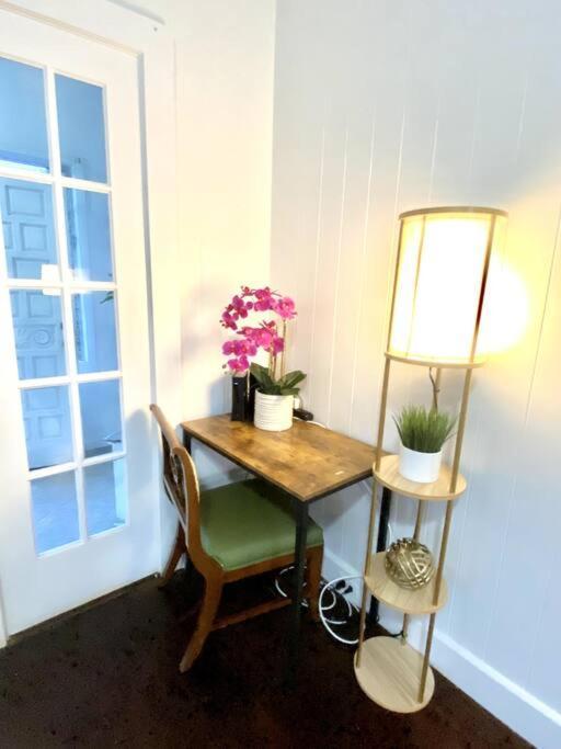 Your Hilo Homebase - Lovely 3 Bedroom In Heart Of Hilo With Ac! Bagian luar foto