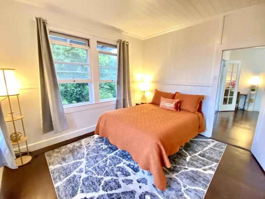 Your Hilo Homebase - Lovely 3 Bedroom In Heart Of Hilo With Ac! Bagian luar foto